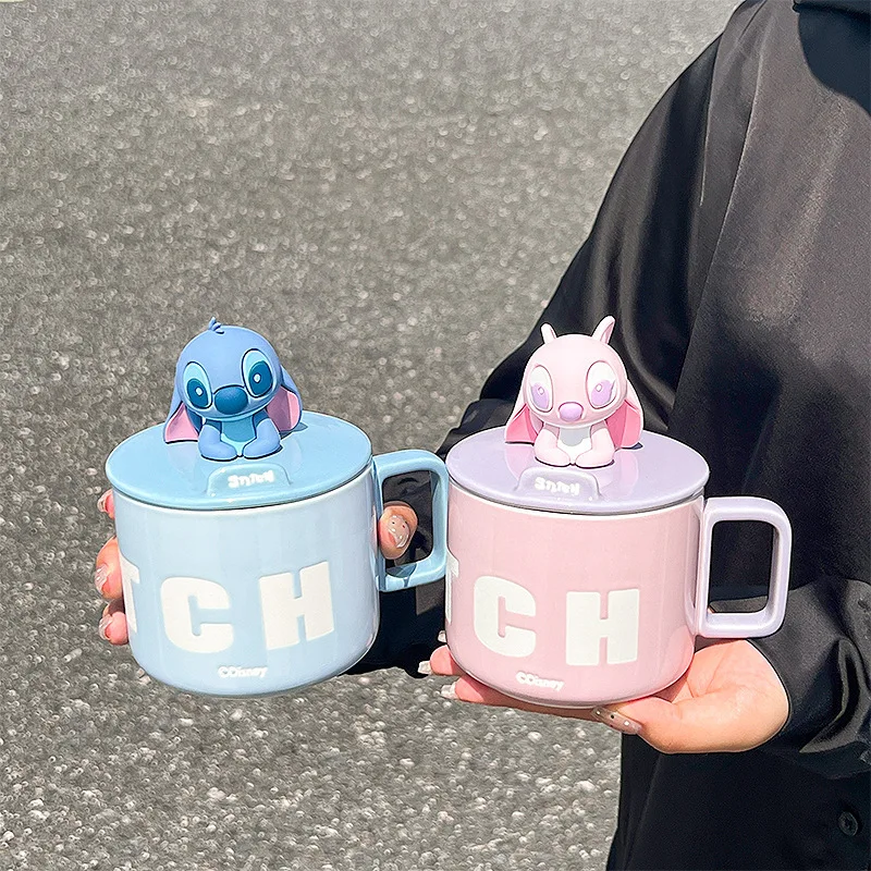 Taza de Stitch de Disney, bonita taza de café Lilo & Stitch, taza de agua de cerámica de alto valor, regalos de cumpleaños de recuerdo