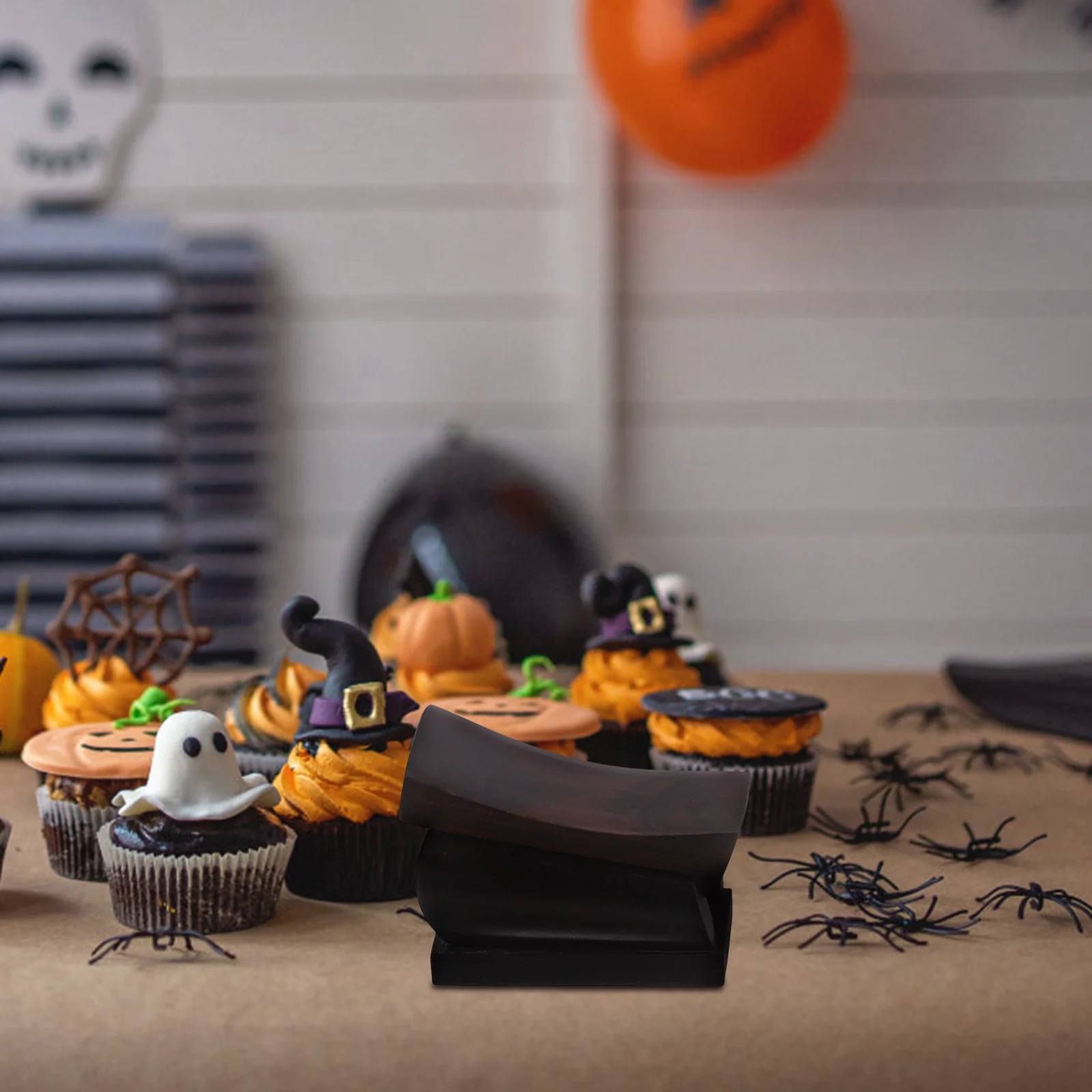 

Halloween Wooden Coffin Decoration Exquisite Hand-Carved Small Size Multi-Functional Party Favors Unique Design Material