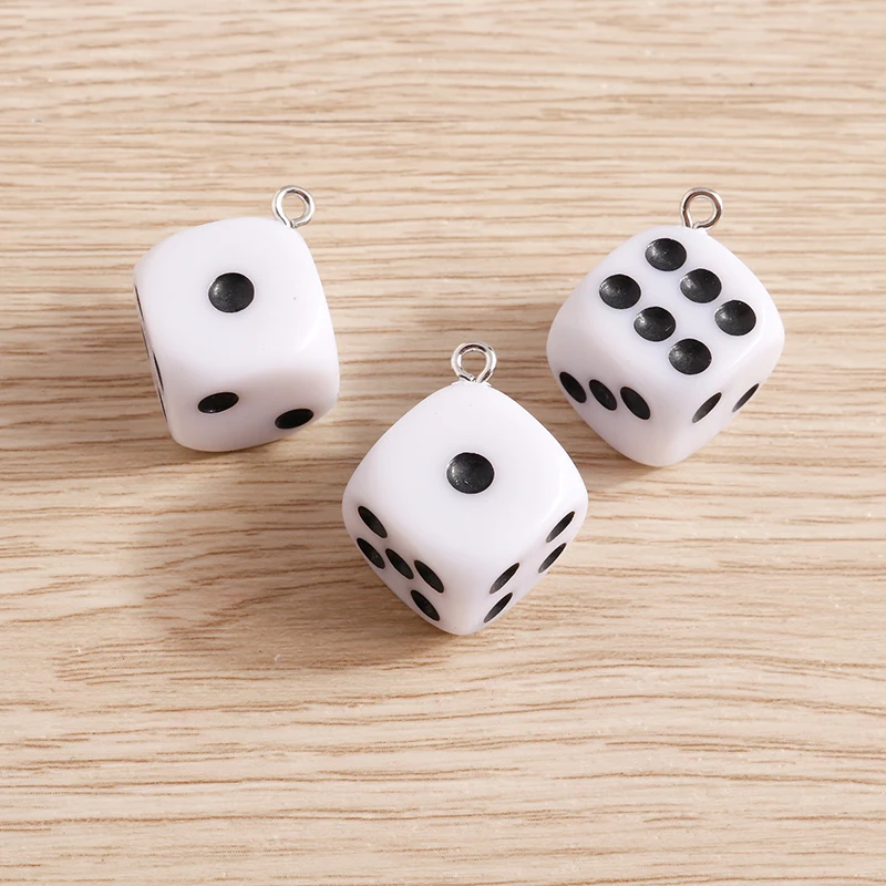 10 stücke 16x16mm niedlichen Harz Würfel Charms Anhänger für Schmuck machen Tropfen Ohrringe Halskette Armband DIY handgemachte Handwerk Zubehör – Detail 3