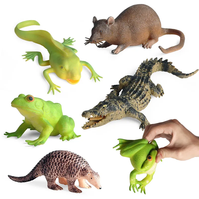 

Simulation Animal Model Prop Fake Crocodile Frog Pangolin Rat Kid Trick Prank Stress Relief Toys Halloween Party Decor Funny Toy