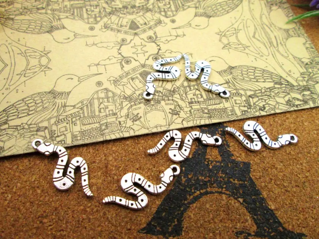 

120pcs-- 26x11mm Mini Snake Charms For Jewelry Making DIY Findings Antique Silver Color Alloy Pendants