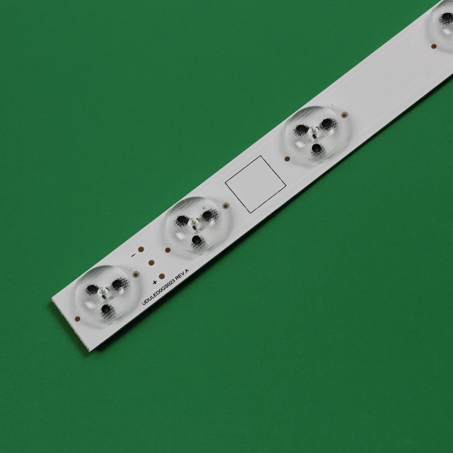 

НОВАЯ светодиодная лента для подсветки 32PFL3508F8 32PFL3508/F8 32ME303VF7 32ME303V/F7 LF320EM4F UDULED0GS023 Innotek 32 "NDF 17PKG