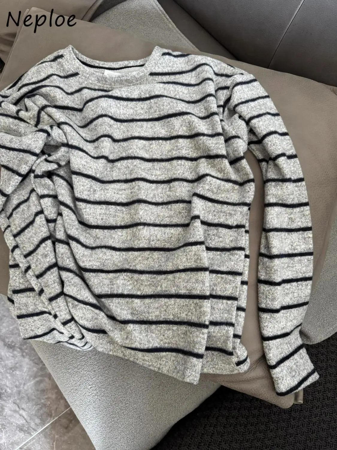 

Neploe в полоску, корейские шикарные топы в консервативном стиле, ранняя осень, ленивая майка с длинными рукавами, тонкие свободные универсальные топы для женщин в стиле меньшинств