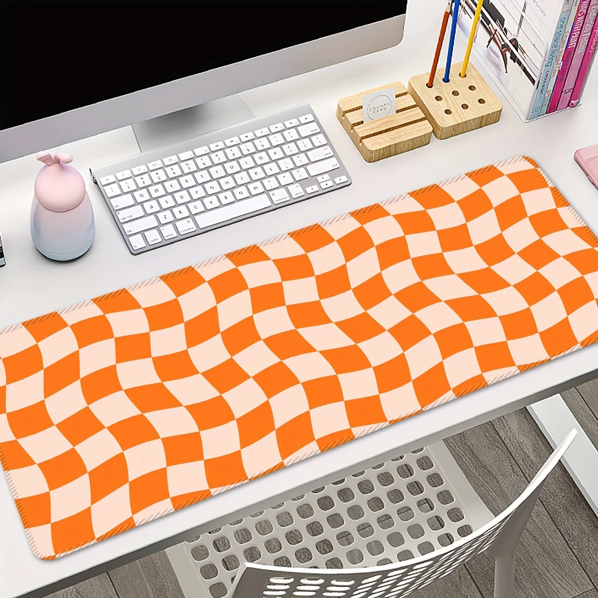 Checkerboard Pattern Large Mouse Pad Desk Pad, Large Desktop Pad Mouse Pad with Stitched Edges