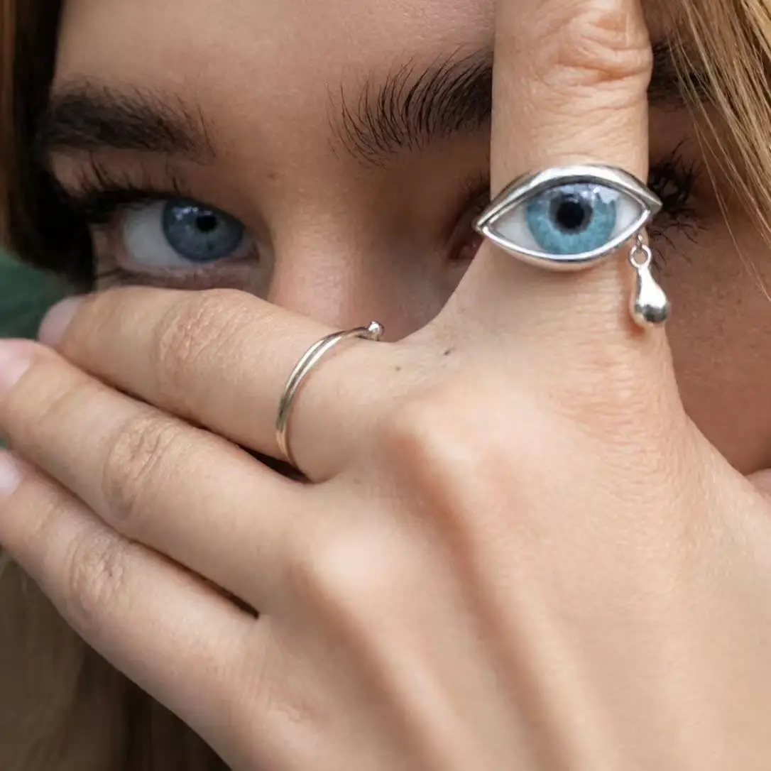 Trendy Crying Eye Ring for Women, Alloy Resin Artistic Expression Statement Finger Ring, Unique Fashion Party Jewelry Gift