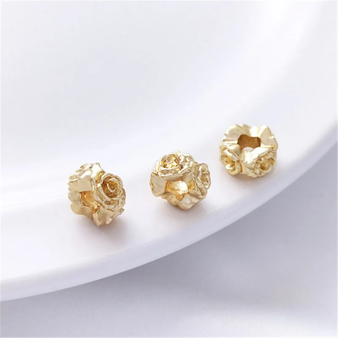 

14K Gold-Color Rose Garland, Large Hole Flower Shaped Beads, Hand-Woven Pearl Bracelet, Necklace, DIY Jewelry Accessories, C313