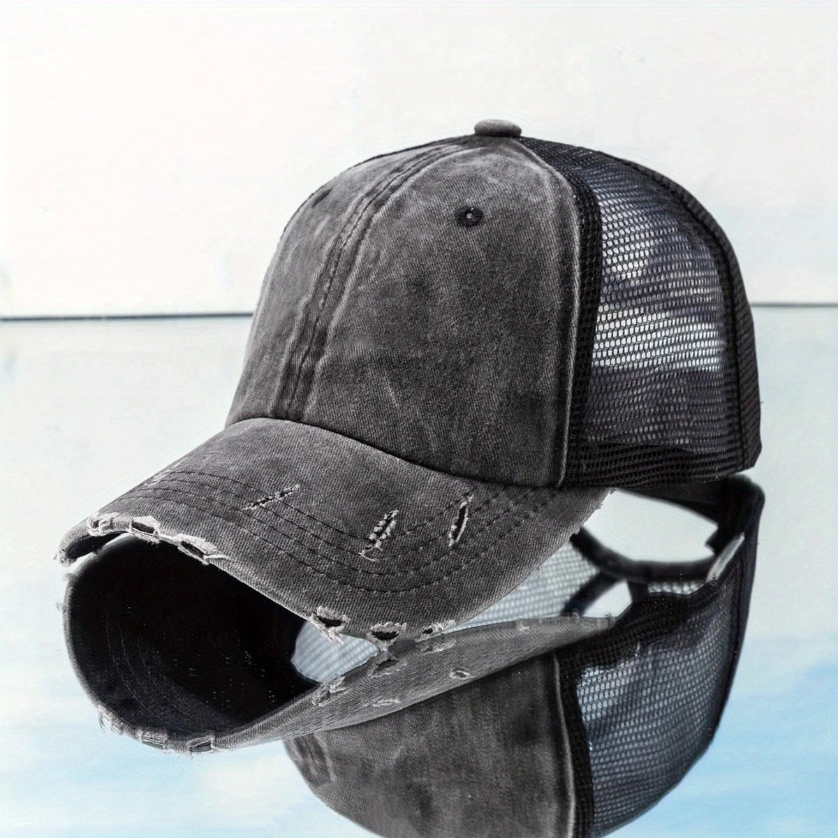 Fashionable sunshade summer women\'s baseball cap holes horsetail wash mesh plate baseball cap