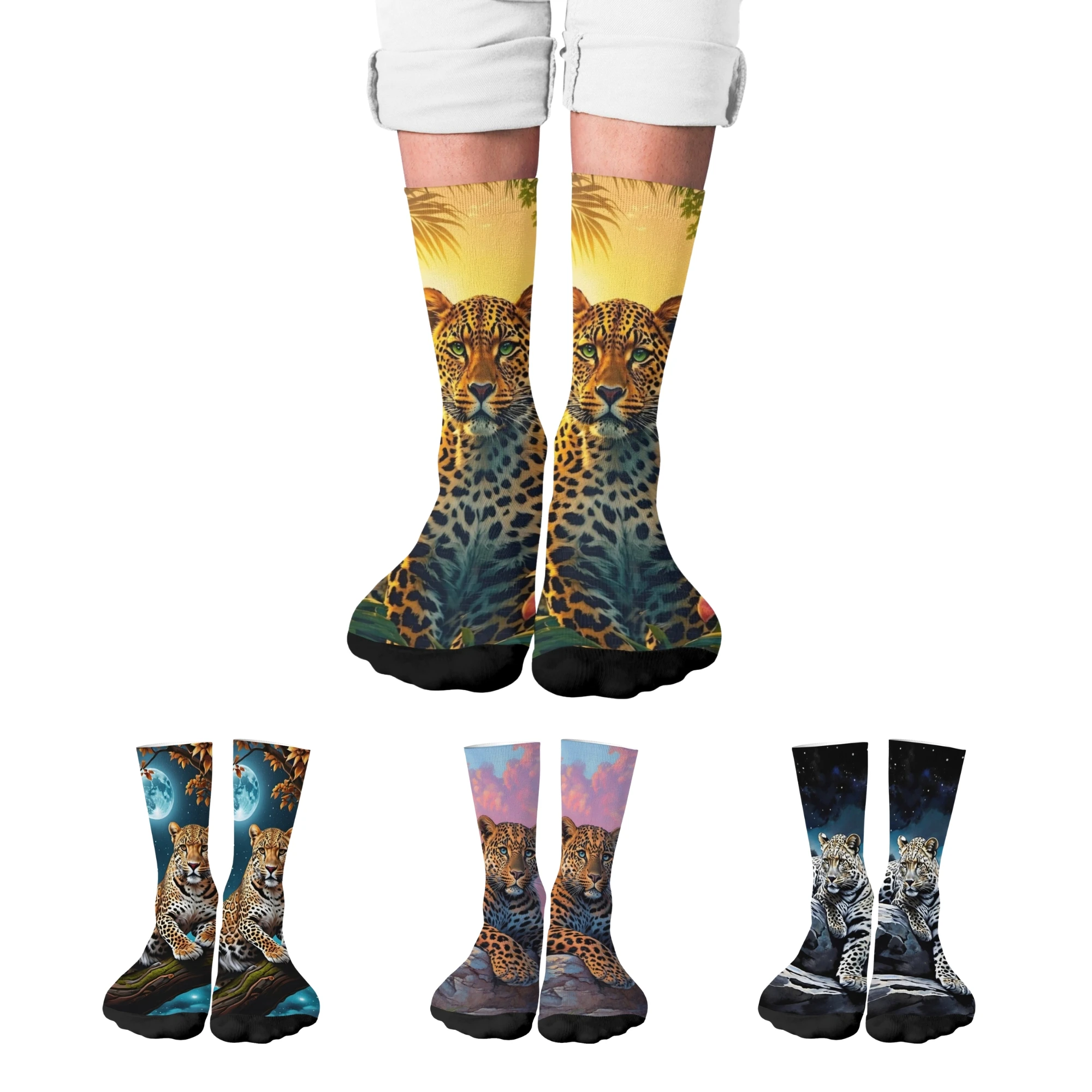 

A pair of leopard print fashion socks retro harajuku art crew socks skin-friendly breathable socks unisex sports casual party