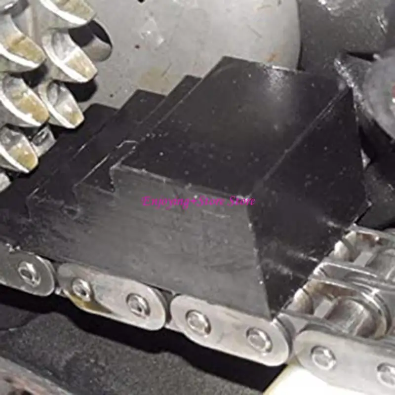 G6DA Main Drive Double Tool for Lock Primary Drive في مكانه عند الإزالة