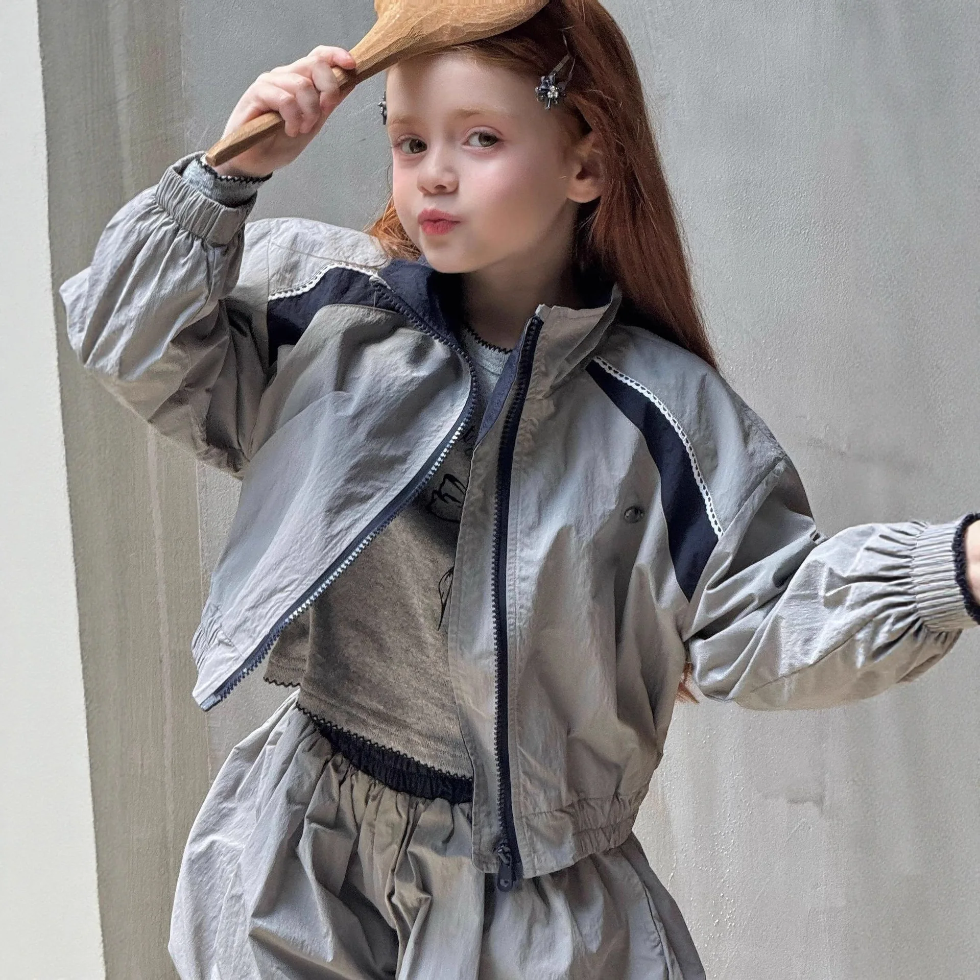 

2025 Autumn New Children's Girls Jacket Coat and Skirts Two Piece Set Sports Style Jacket Set