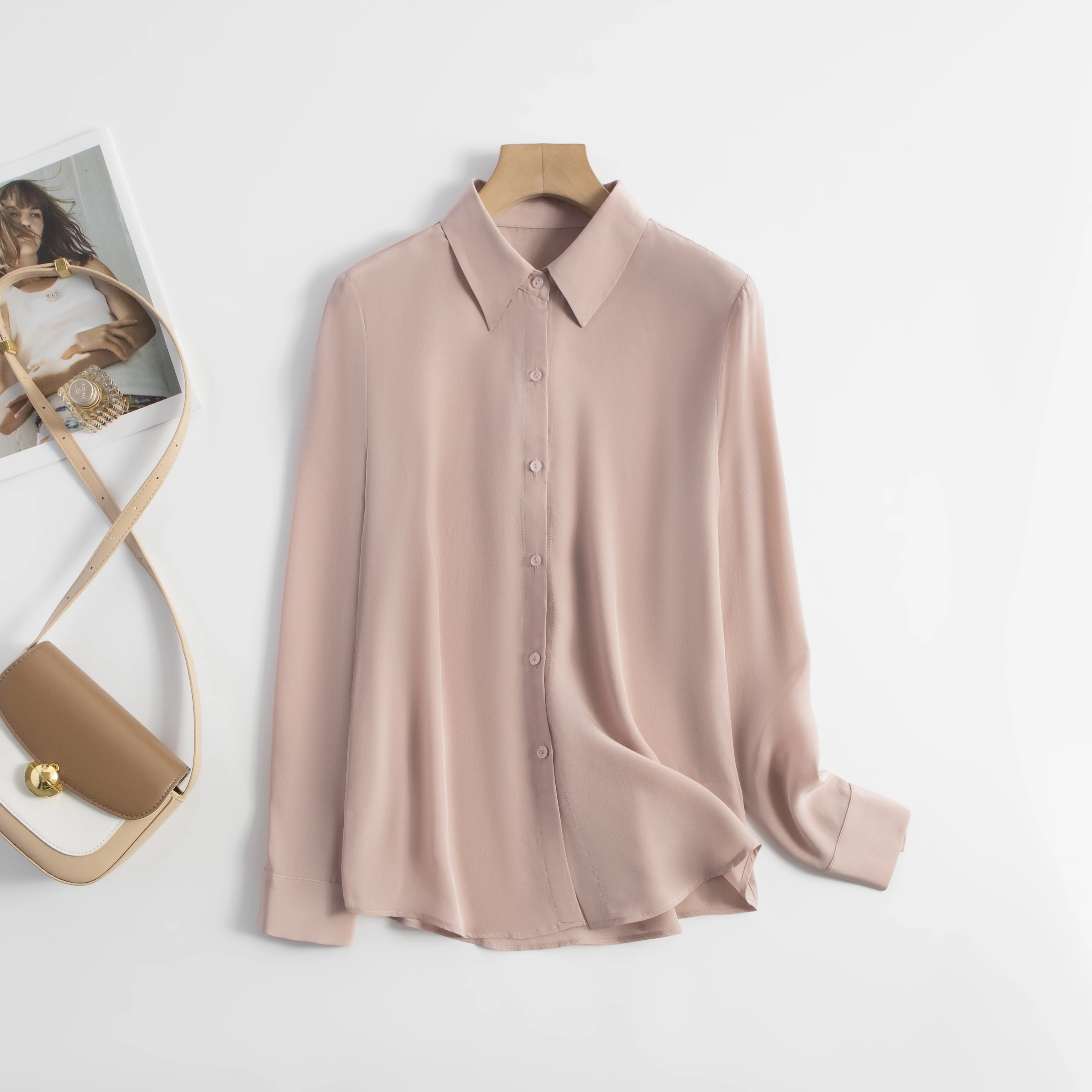 

Summer and Autumn 100% Mulberry silk crepe de chine lapel shirt easiest for matchcasual long sleeves
