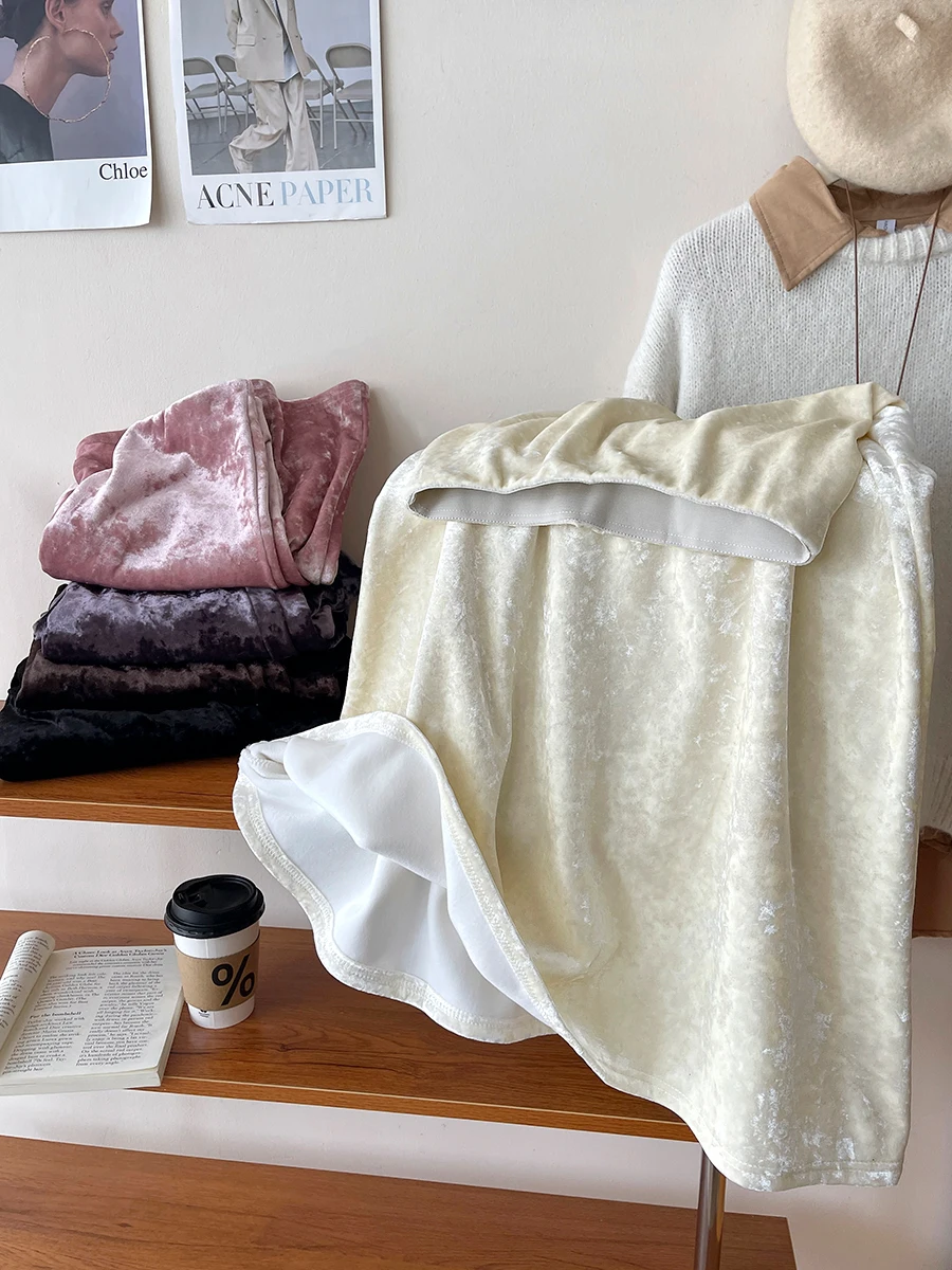 Women's Elegant Vintage Velvet Glossy Long Skirt Lady Spring Autumn Solid Color Elastic Waist Mermaid Skirt