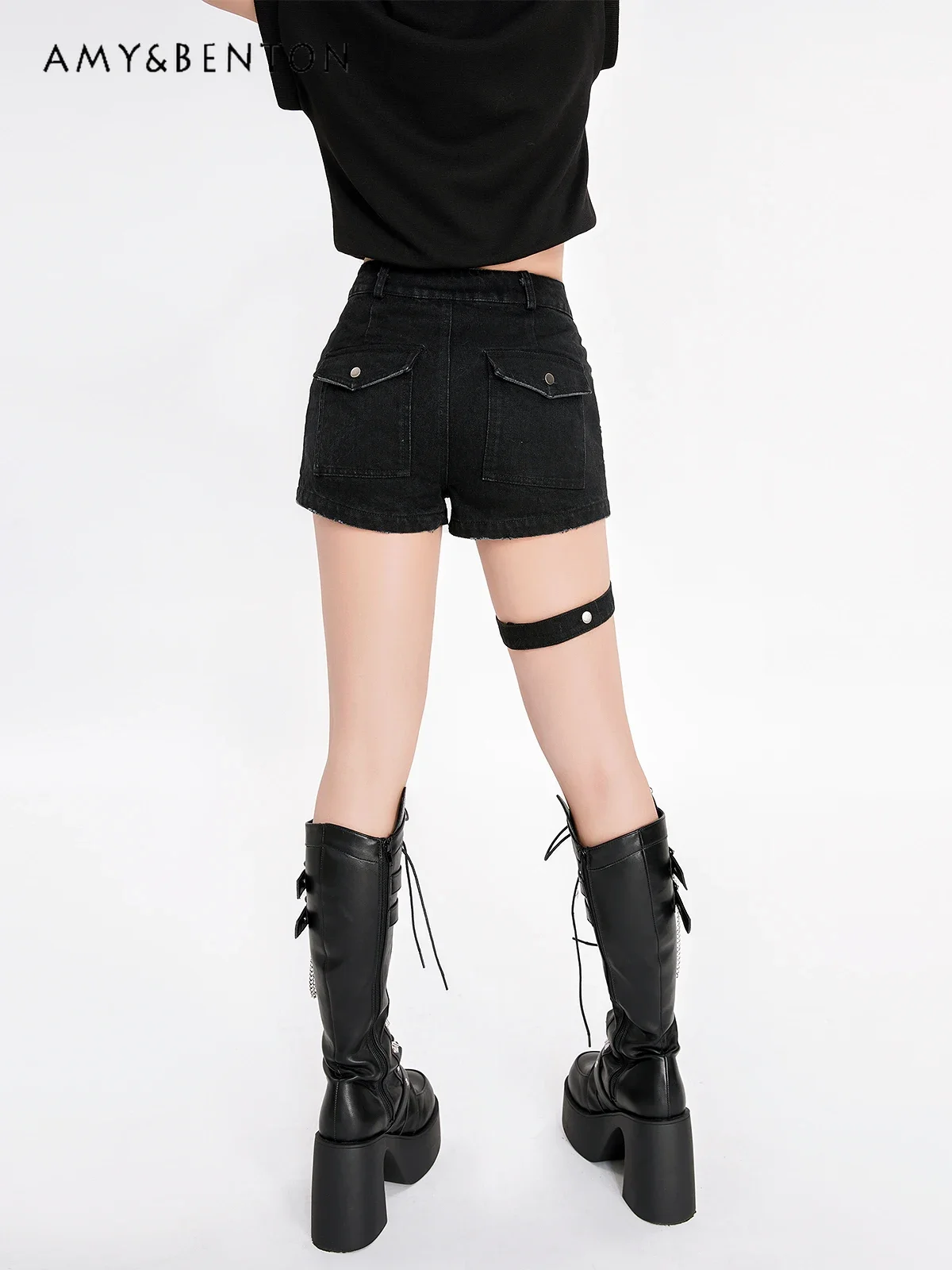 Amerikaanse Retro Street Black All-Match Slanke Hete Meid Denim Shorts Vrouwen Zomer Nieuwe Harajuku Stijl Street Klinknagel Punk A-Line Shorts