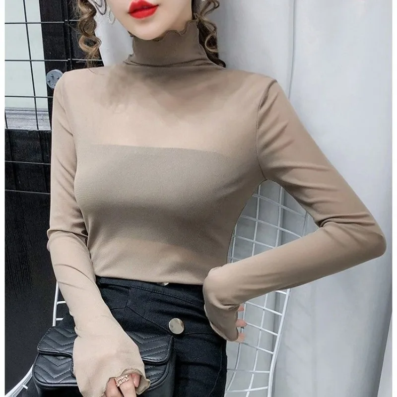 Magliette da donna Maglia 2025 Dolcevita Vestiti Slim Tees Pianura Top femminili Sexy Alta all'ingrosso Vecchie magliette Lusso di alta qualità O