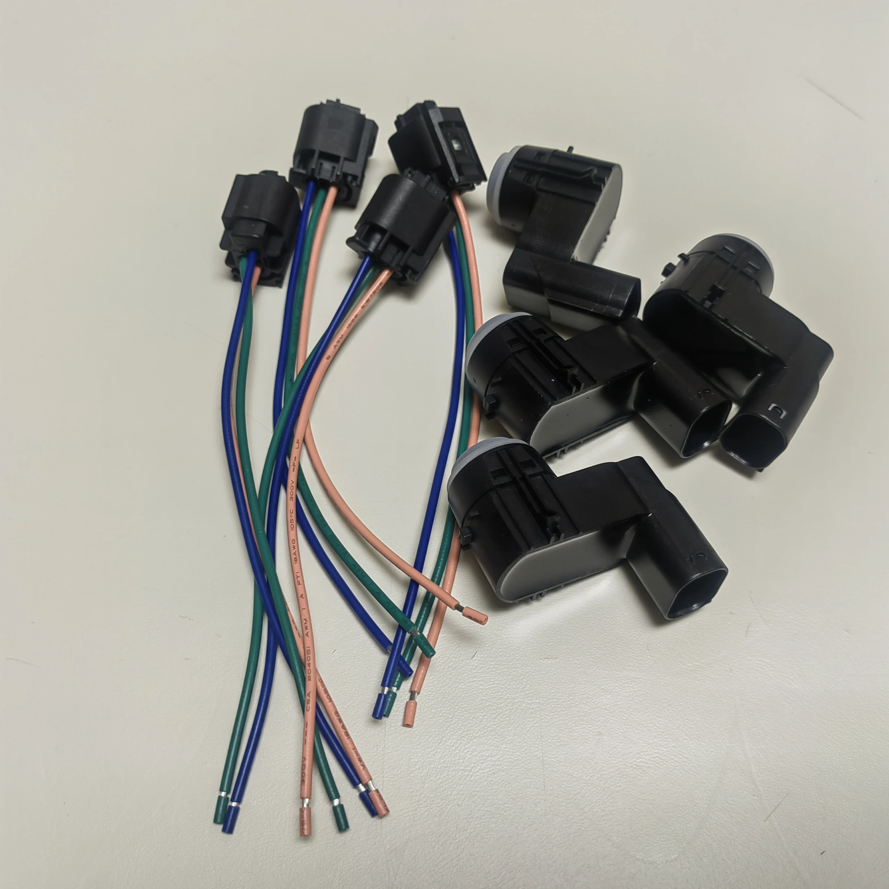 4 x Parking Reversing Pdc Sensor or Sensor+Connector for Citroen C3 DS3 Peugeot 3008 5008 OE# 9677782980, 9664027977,9677782977