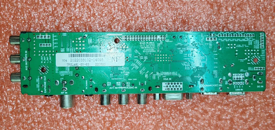 T.R5L.A81 AV + VGA + HDMI + RF + HDMI + USB اللوحة الأم للتلفزيون الصور المادية، تم اختبارها جيدًا