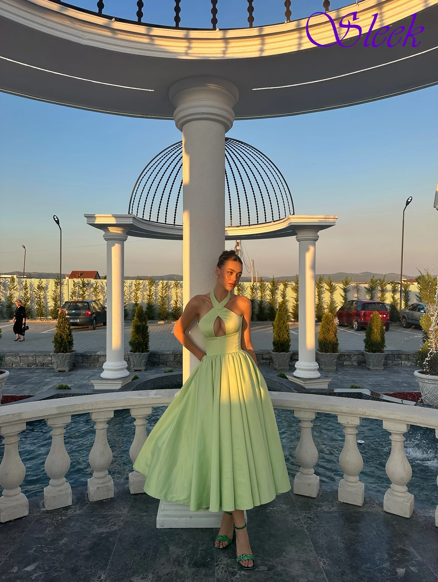 

Customized A-Line Halter Elegant Formal Evening Dress Modern Fashion Temperament Party Gowns High Quality Delicate Prom Dress