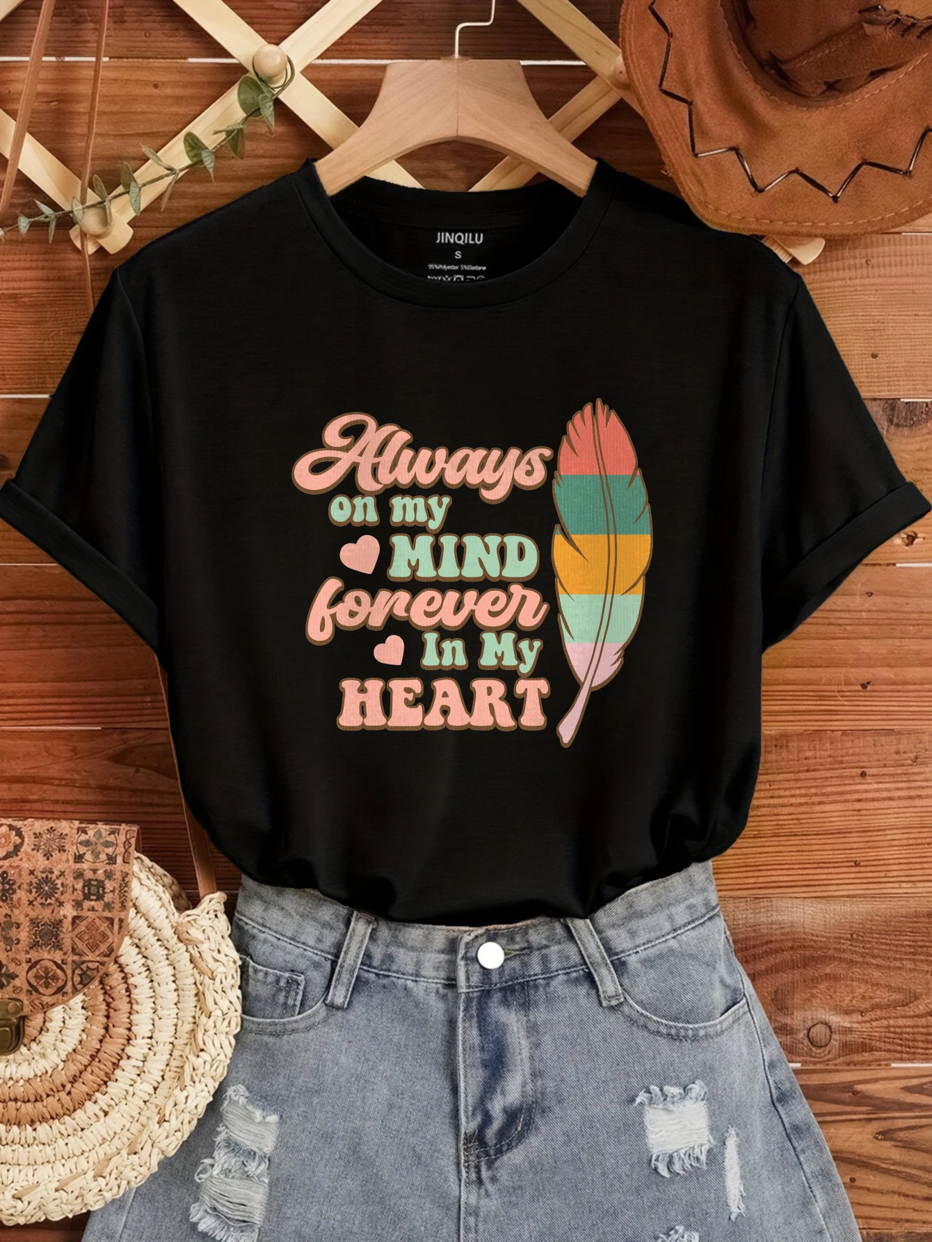 

2025 Colorful feather graffiti English print Casual Summer Junior Ladies Tshirt Comfortable Breathable Fashion Tee for Women tee
