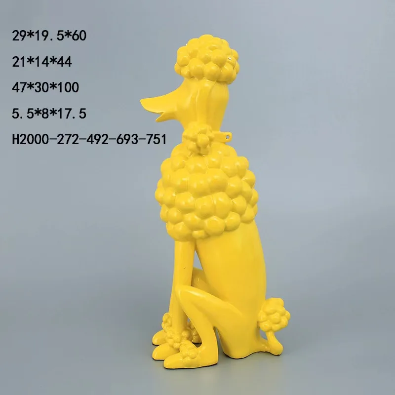 Unikatowa, popularna, tania, fabrycznie nowa rzeźba pudla z włókna szklanego, ręcznie rzeźbiona, w kolorze czerwono-czarnym, do dekoracji hotelu.