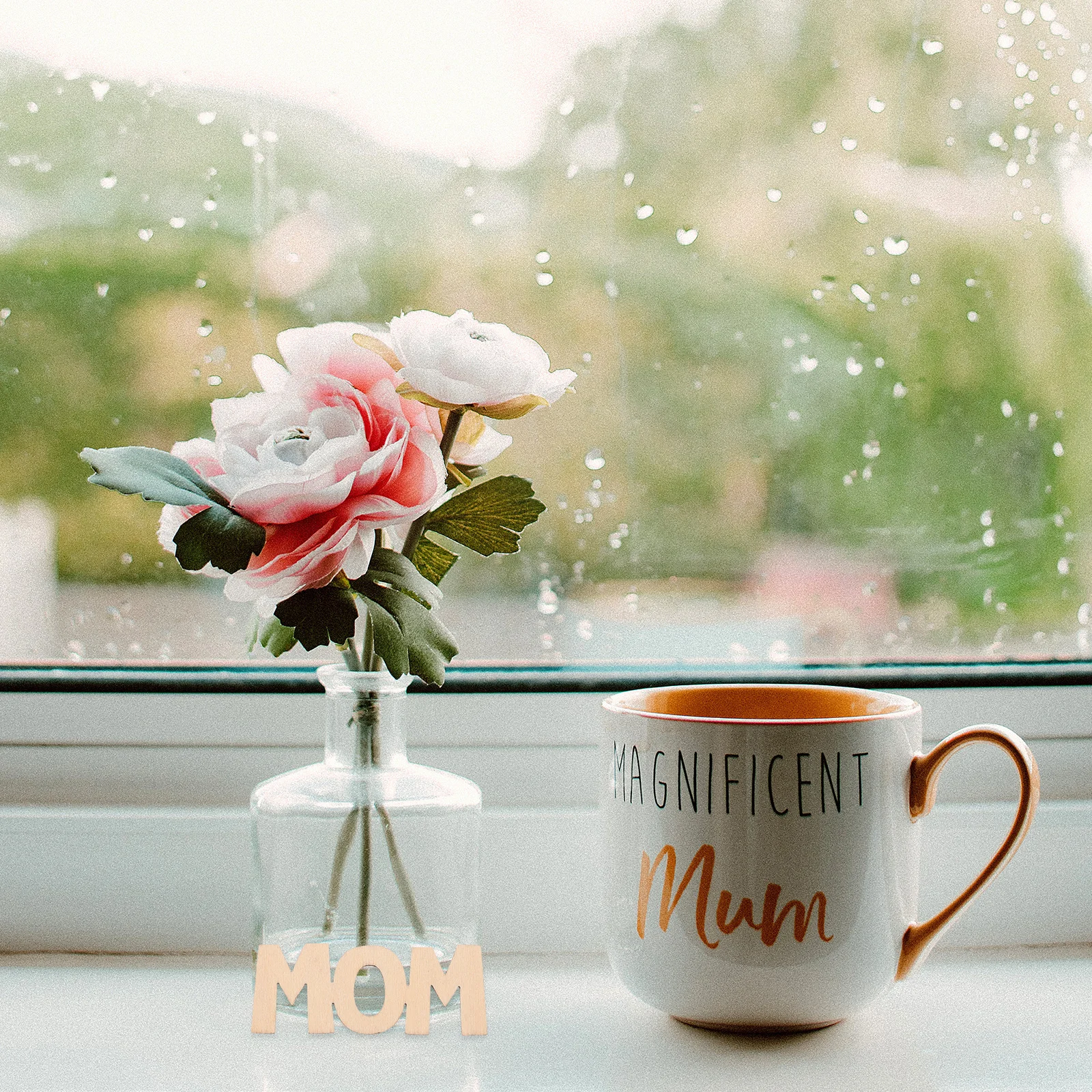 

15Pcs DIY Wood Letter Mom Pieces Decorative Cutouts for Wall Fireplace Home Decor Craft Natural Wooden Slices Mom Cutouts