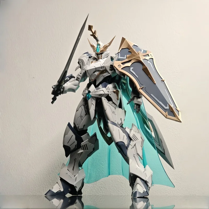 متوفر Snaa نموذج الأصلي طاولة مستديرة فرسان سلسلة تريستان العملاق الإلهي السيف ميكا التجمع نموذج سطح المكتب زخرفة لعبة Gif