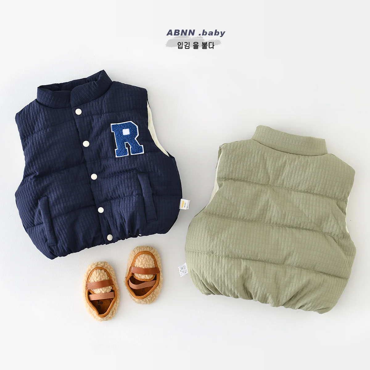 2024 Winter New Baby Sleeveless Warm Vest Cotton Infant Letter Casual Vest Jacket Toddler Boys Girls Thick Windproof Vest Coat