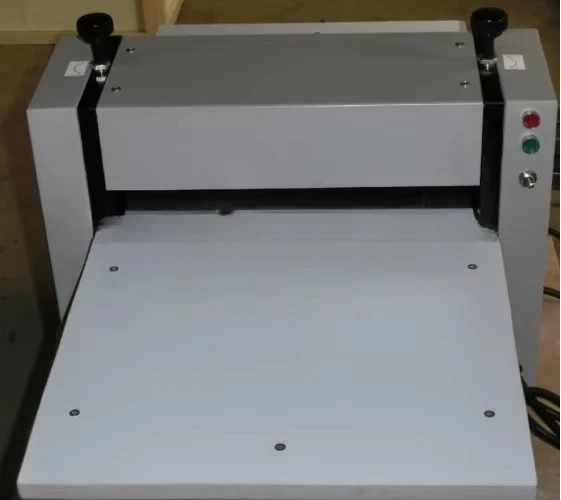 Electric die-cutting machine Desktop die-cutting roller press