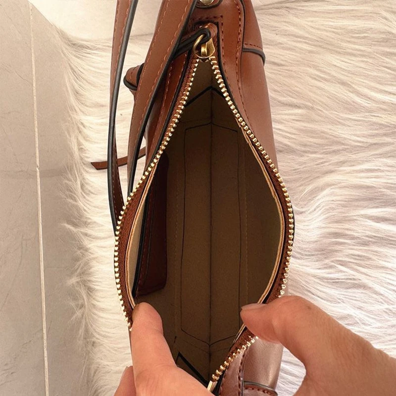 حقيبة كتف نسائية كلاسيكية على شكل نصف قمر مرصعة بالذهب وتصميم قديم، حقيبة كروس/محمولة باليد/حزام واحد، كاجوال أنيق من جلد البولي يوريثان