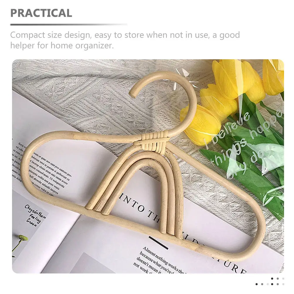 Rattan Baby Hanger Compact Natural Woven Kids Clothing Hanger Smooth Surface Scratch-Free for Infant Toddler Nursery Closet
