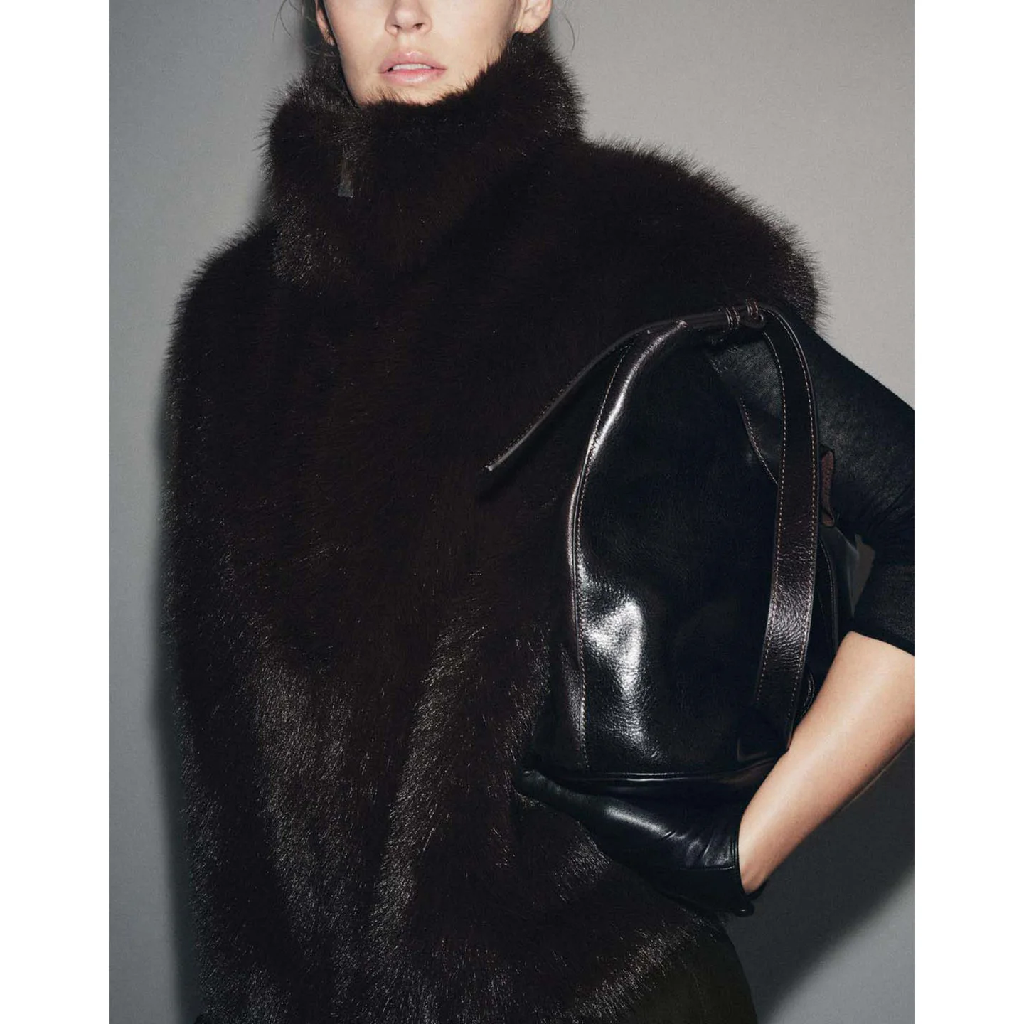 Fall Winter New Arrival Minimalist Style Metal Zipper Collarless Sleeveless Artificial Fur Vest Women's Fashion Commute Wind