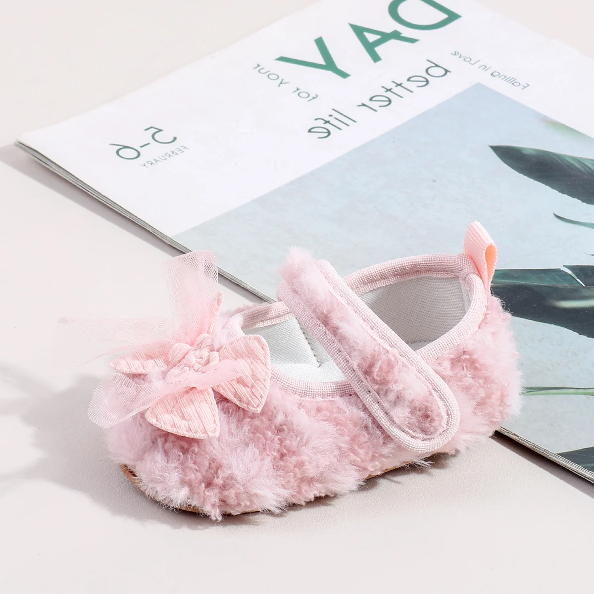 

2025 Autumn And Winter Baby Girls First Walking Toddler Shoes With High Quality Fleece - Lined Design Soft TPR Sole Four Colors