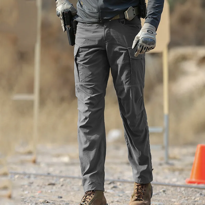 กางเกงทำงานกลางแจ้งสำหรับผู้ชาย ทนทานต่อการสึกหรอ กางเกงขายาวสำหรับฤดูใบไม้ผลิและฤดูใบไม้ร่วง แฟชั่นทันสมัย สไตล์คนเมือง ใส่ได้ทุกฤดู ผลิตจากผ้าฝ้าย