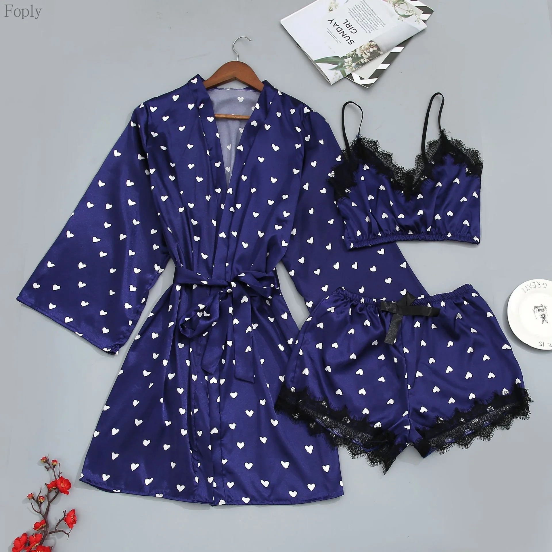 

Women's Love Printing Summer Pajamas Set Strapless Suspender Sleepwear Lace Cami Top Ice Silk Shorts Bathrobe Suits Home Clothes