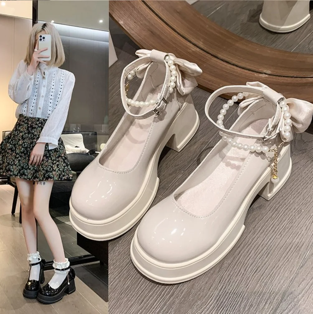 2025 French Pearl One-Character Buckle Women\'s High Heels Thick Bottom Preppy Style Mary Dress Sandals Summer Banquet Shoe