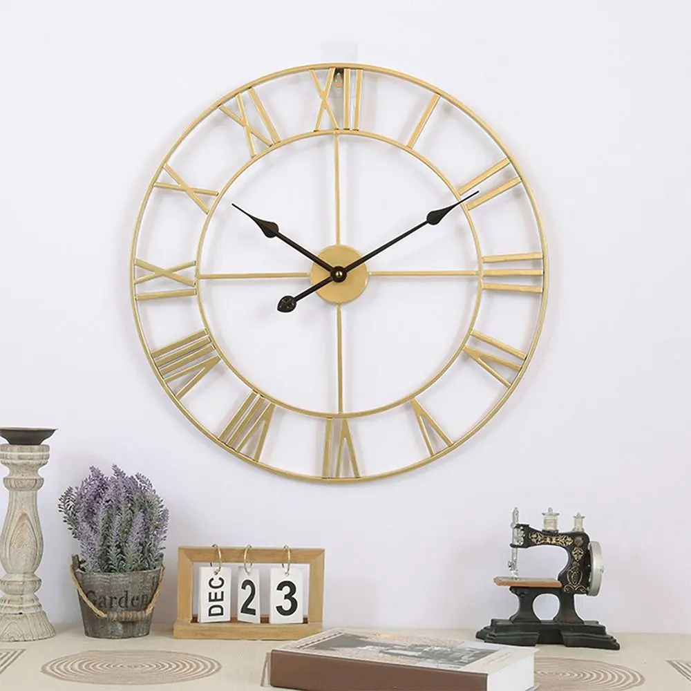 

Hanging Ornament Nordic Style Roman Numerals Clock Minimalist 40cm Decorative Wall Clock Silent Round Metal Iron Clock Bedroom