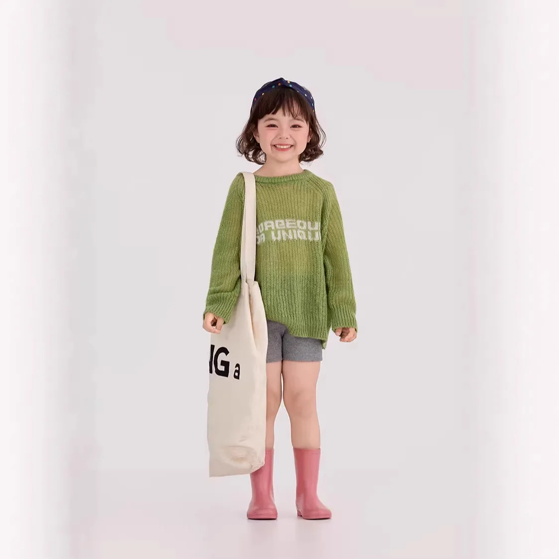 Summer New Simple and Fashionable 2026 Hollow Vacation Style Sweater for Boys and Girls in Color