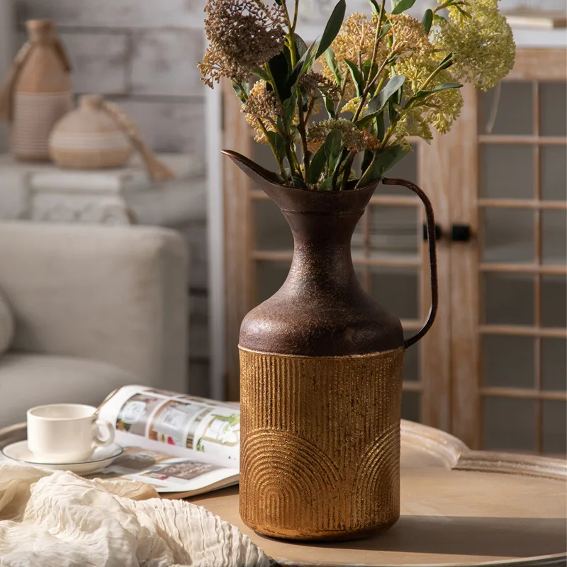 New Vintage Home Hotel Decor Flower Vase Ornament Dried Flower Small Container New Chinese Style Iron Art Homestay Flower Vase