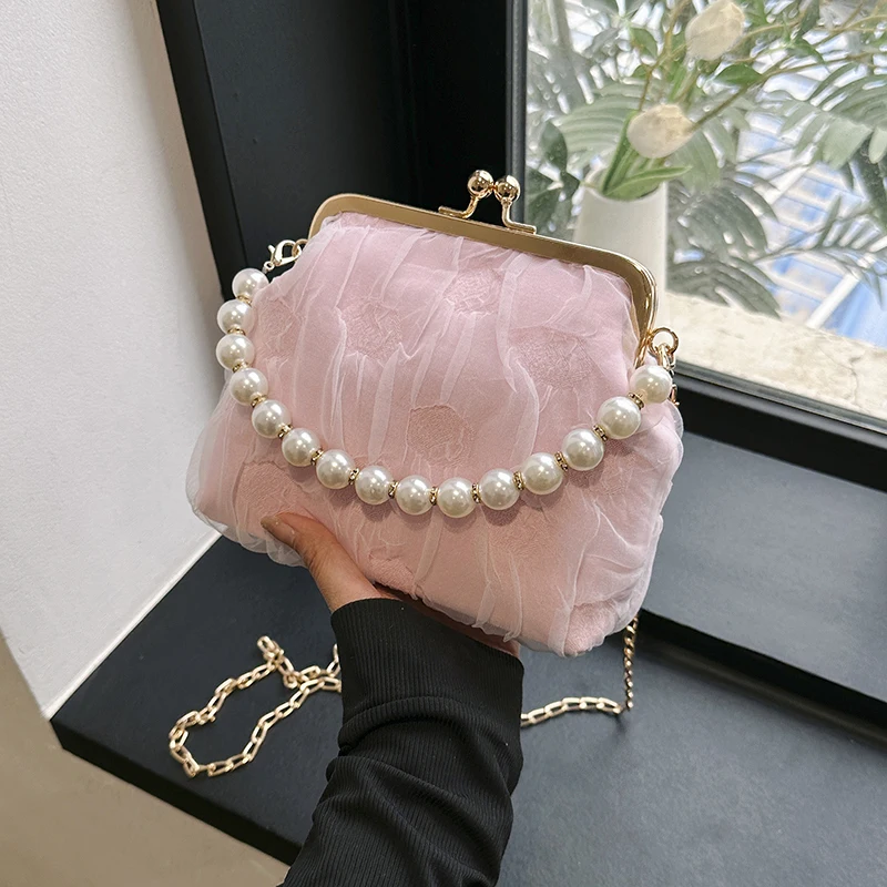 

fashion crossbody bags for women Romance feeling handbag 2023 Metal frame Girlish shoulder bag Pearl beading Girl messenger bag