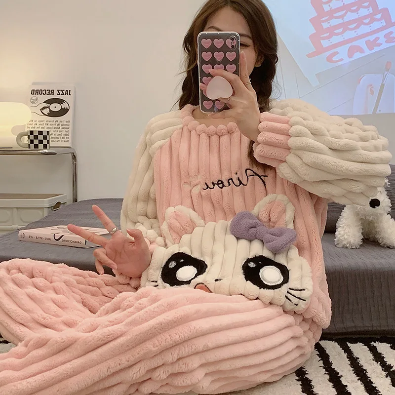 Autumn Winter Warm Flannel Women Long Pajama Sets Thick Coral Fleece Cute Girl Cartoon Sleepwear Flannel Female Pajamas Fashion