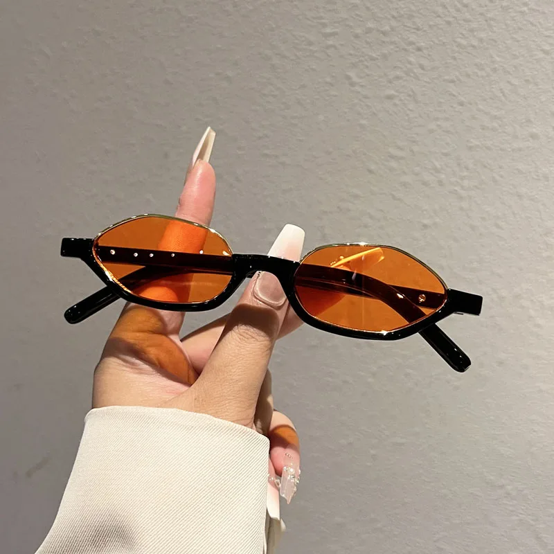 KAMMPT Ovale Sonnenbrille für Damen Stilvolle Vintage Outdoor Casual Shades Trendige Retro Mode Luxus Markendesign Deko Sonnenbrillen