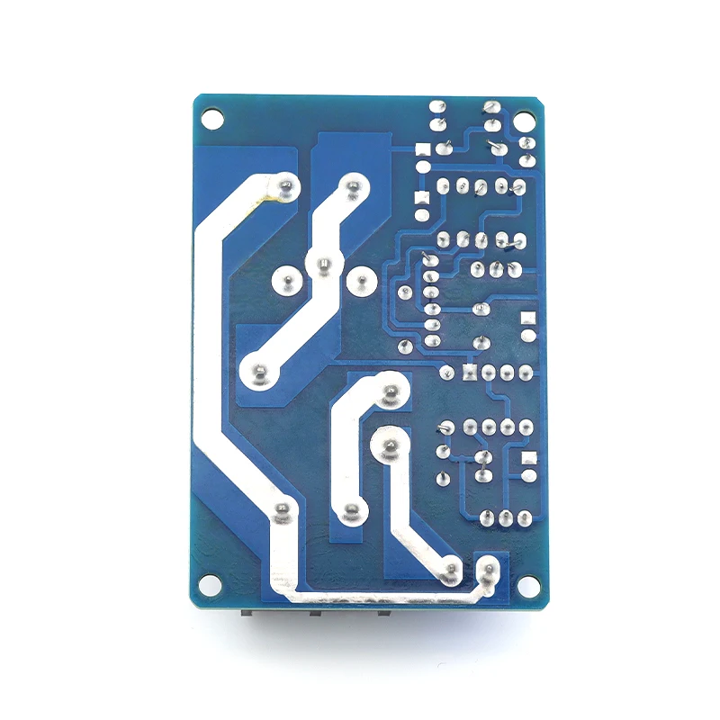 وحدة حماية البطارية DC12V 30A، شحن وتفريغ تلقائي مع التحكم في التتابع، تمنع تفريغ البطارية المفرط