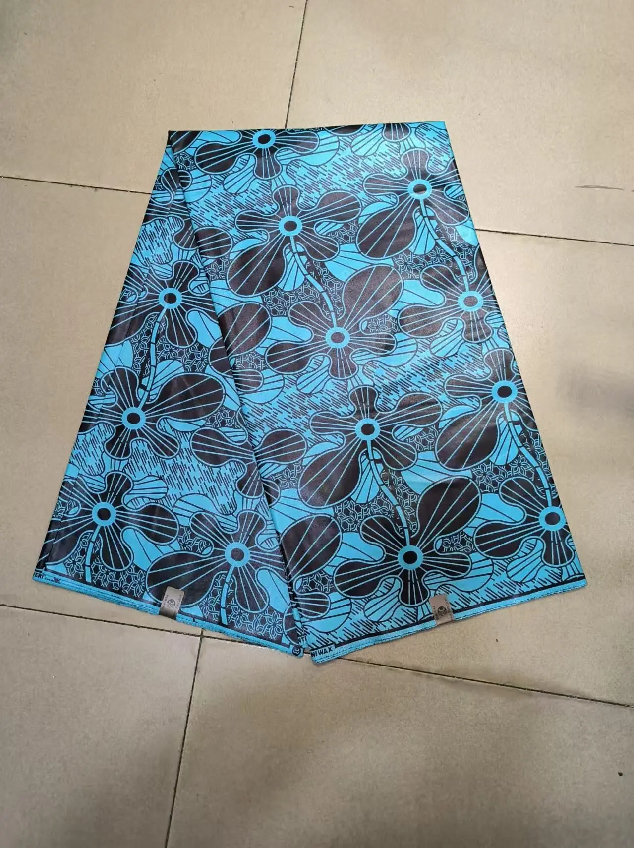 2024 New Arrival Guaranteed Veritable African Wax Fabric Ghana Style Ankara Wax Print Soft 100% Cotton Pagne Design T12