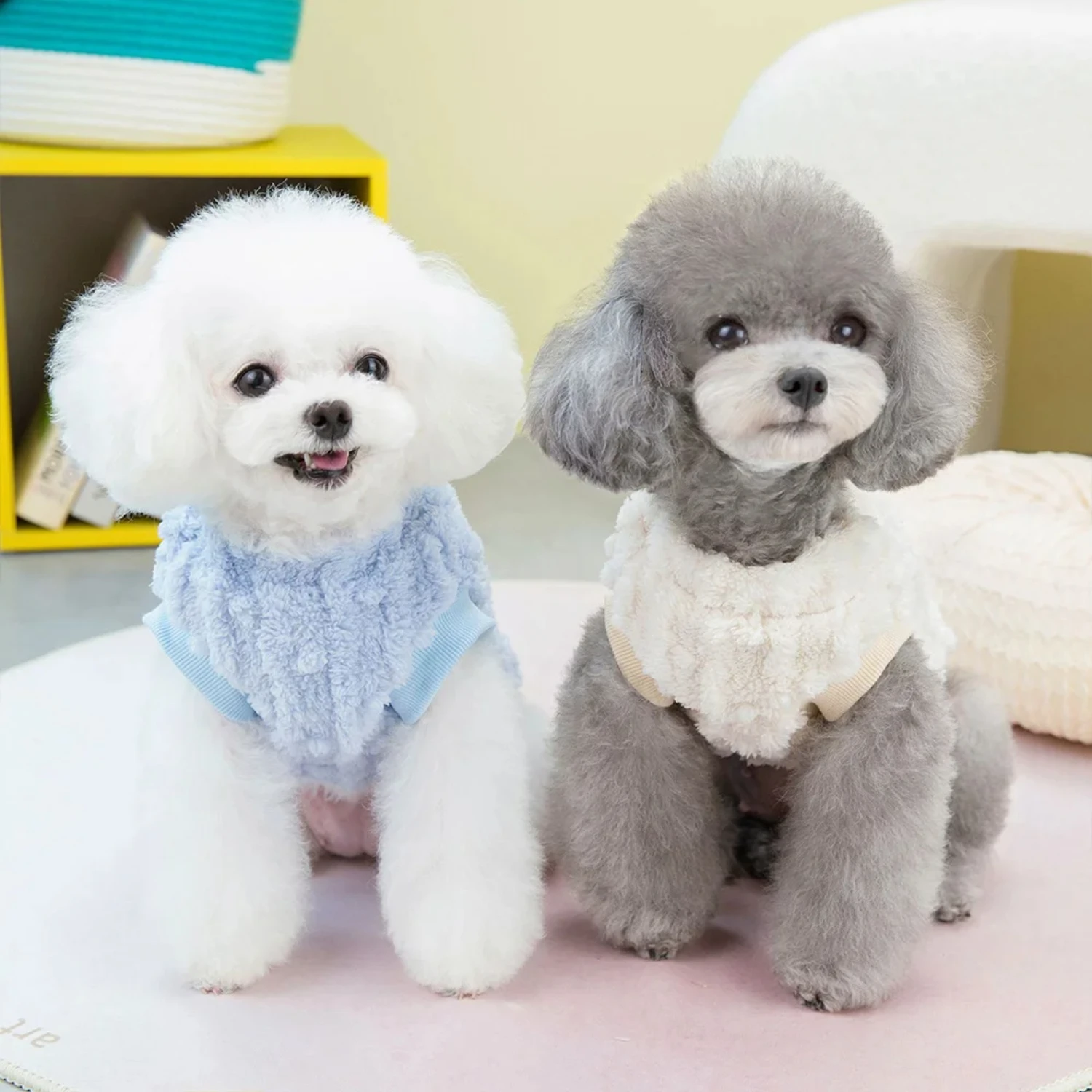 

Soft Fleece Pet Dogs Clothes Small Medium Dogs Winter Warm Puppy Cat Vest Chihuahua Jacket Teddy Yorkie Sweater Clothes