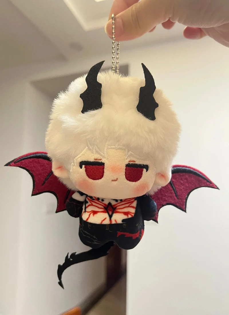Jeu d'anime amour et espace profond Cosplay Sylus Adorable étoile de mer queue et ailes magnétiques 10cm sac à dos pendentif porte-clés en peluche cadeaux