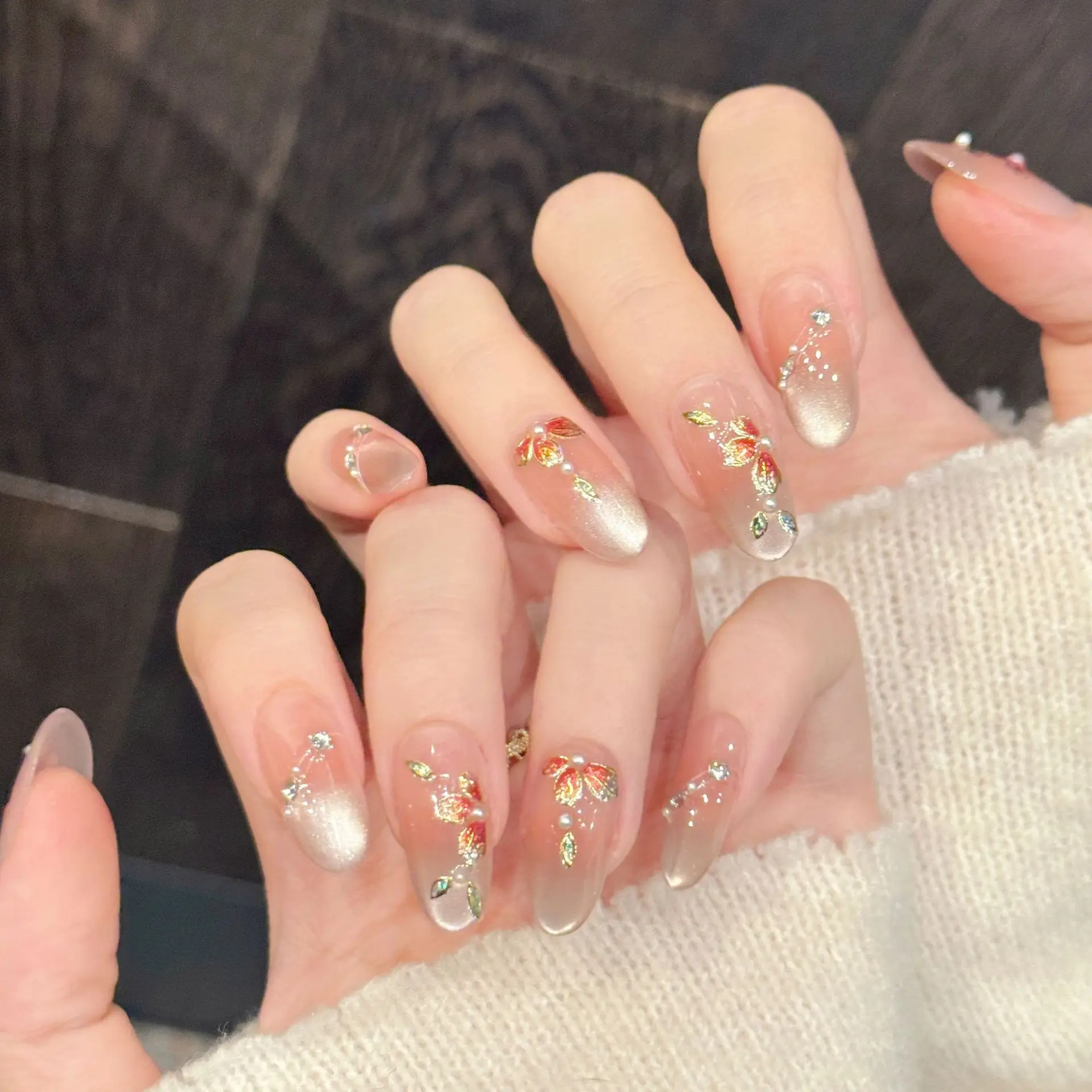 10개 수제 네일 팁 완성형 캣츠아이 짧은 타원형 인조 네일 아트 글리터 디자인 가짜 네일 세트 블루 캣츠아이 프레스온 네일