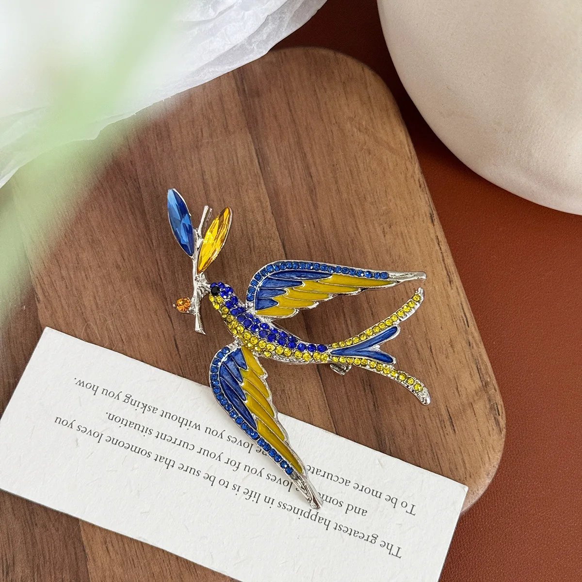 الكورية الموضة الراقية المينا بالتنقيط النفط ابتلاع عقد فرع دبابيس أنيقة الإبداعية حجر الراين الطيور بروش التلبيب دبابيس الهدايا