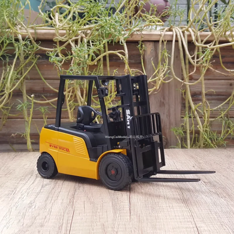 دييكاست 1:20 مقياس ساني SCPC6 رافعة شوكية مكدس سبيكة آلات الهندسة نموذج جمع تذكارية هدية مزخرفة العرض