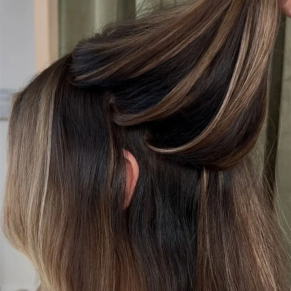 

Средне-коричневый блонд парик 13x4 с кружевной передней частью и мелированием, реалистичная естественная линия волос для женщин, для косплея и повседневного использования, парик из смеси натуральных и синтетических волос