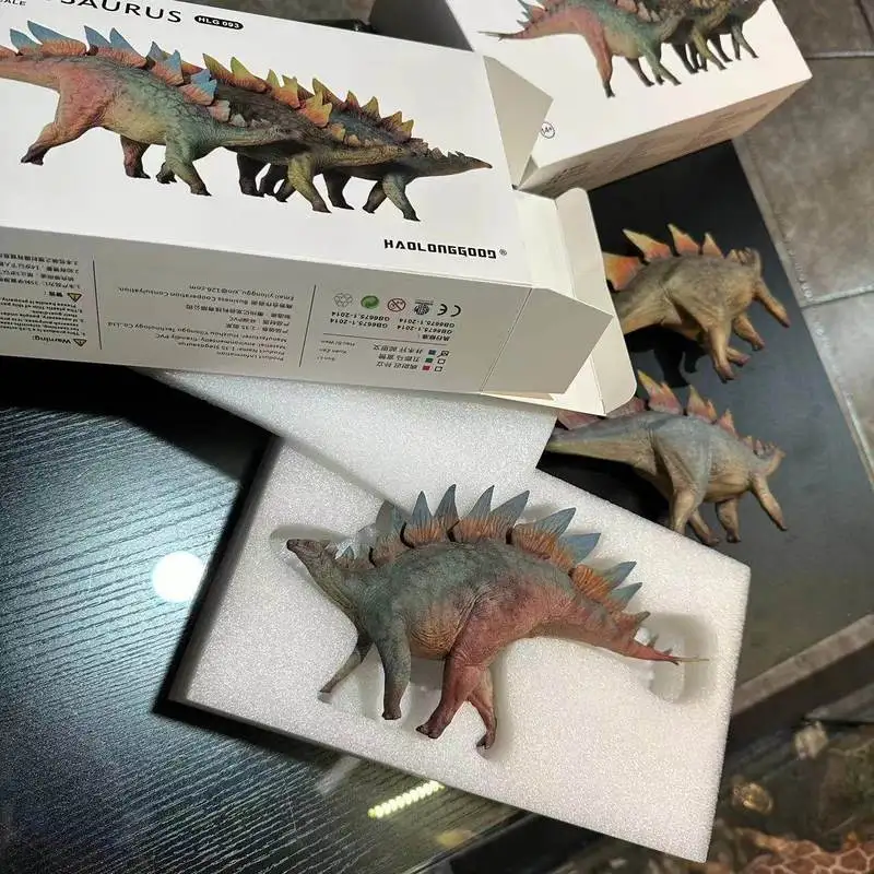Haolonggood Stegosaurus Dinosaur Model 1:35 Scale Scientifically Restored Realistic Animal Collectible Figure Gift