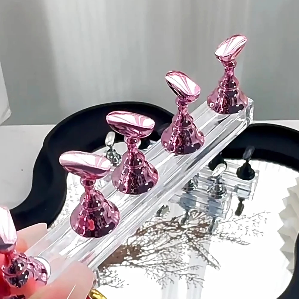 5 szt. Różowe Magnetyczne Stojaki na Paznokcie do Sztucznych Paznokci, Ekspozytor z Plastikową Bazą Magnetyczną, Narzędzia do Salonu, DIY i Ćwiczeń